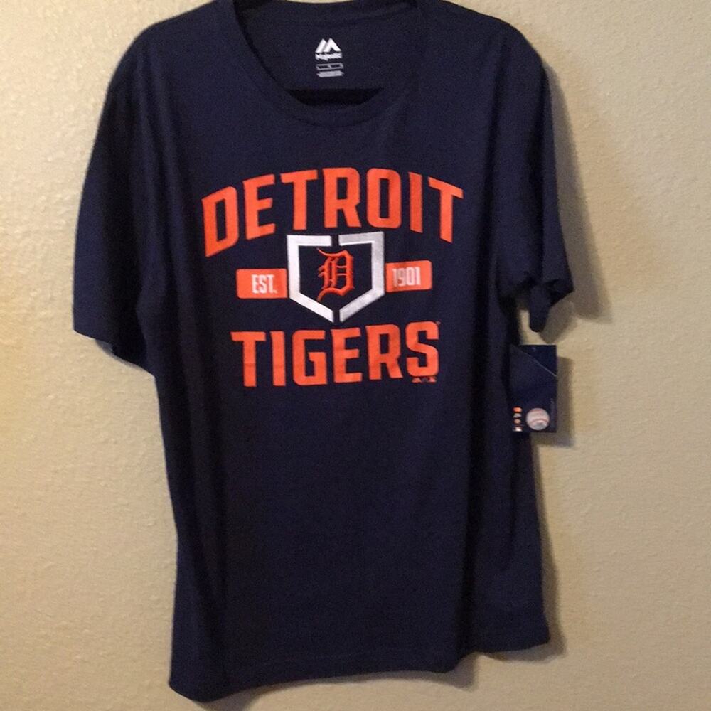 Detroit Tigers T shirt Mens NWT